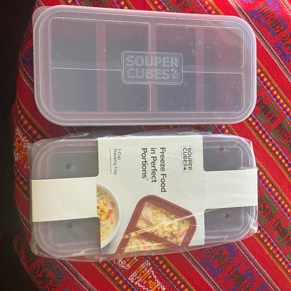 Souper cubes, 4 x 1 Cup Silicone Freezing Trays for Meal Prep